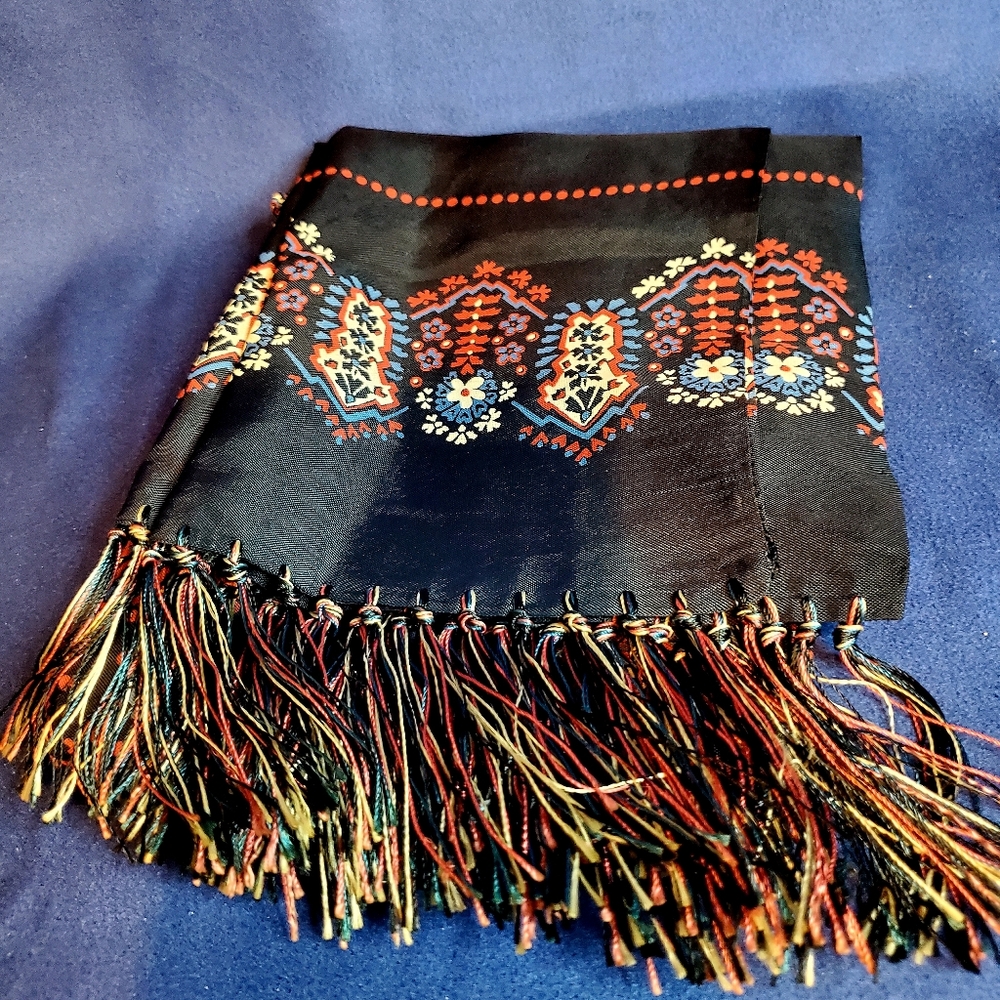 Scarf - Picture 2 of 2